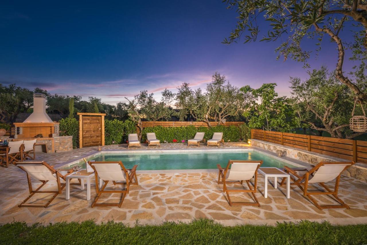 Joya Luxury Villas Kypseli ภายนอก รูปภาพ