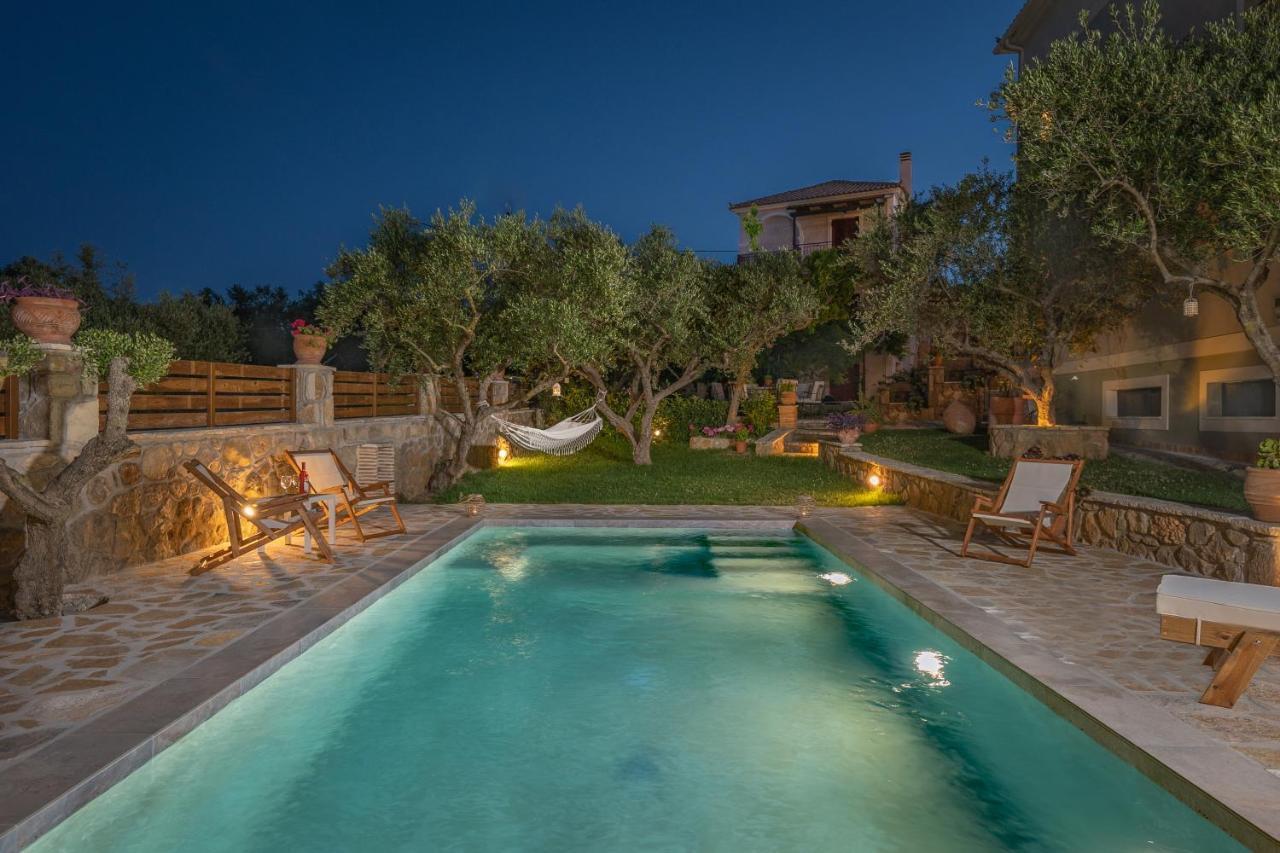 Joya Luxury Villas Kypseli ภายนอก รูปภาพ